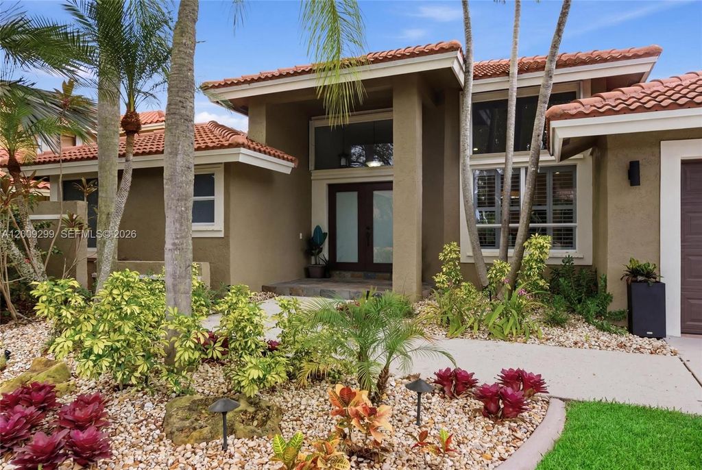 Photo of 1135 Fairfax Ln, Weston, FL 33326 (MLS # A12009299)