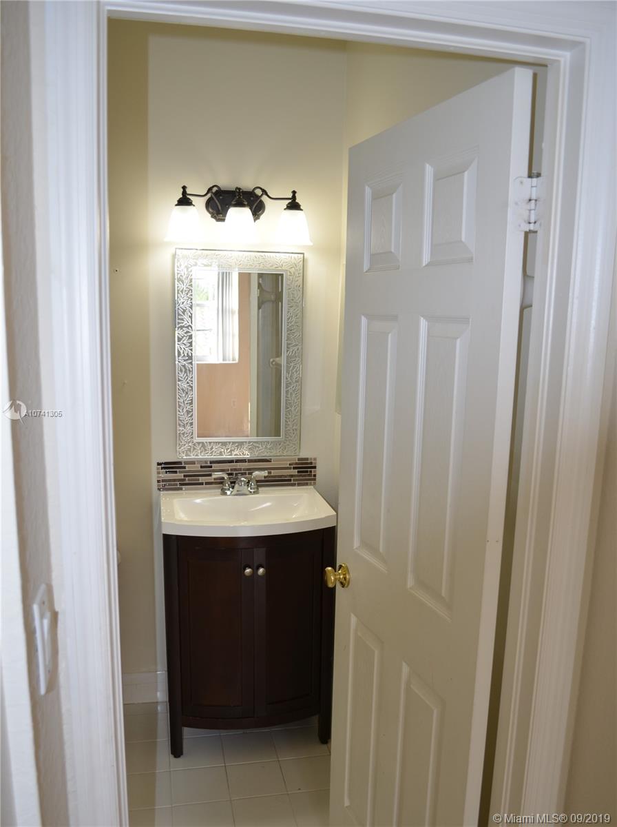 LAS BRISAS AT DORAL CONDO - Residential Lease