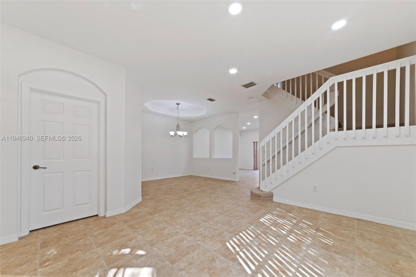 ESCADA - Residential Lease