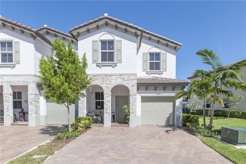 12561 NW 23rd Pl Miami FL 33167