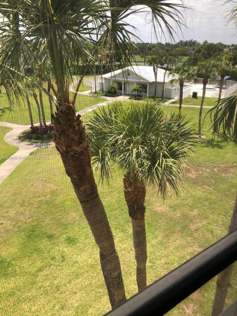 WHITEHALL VILLAGE - Residential