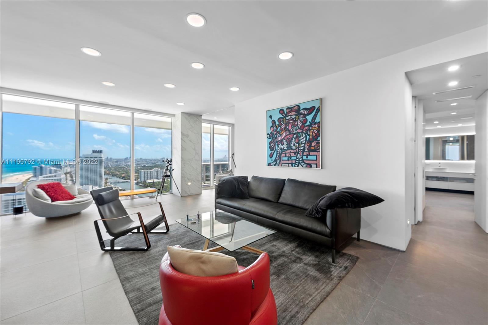 GREEN DIAMOND CONDO - Residential