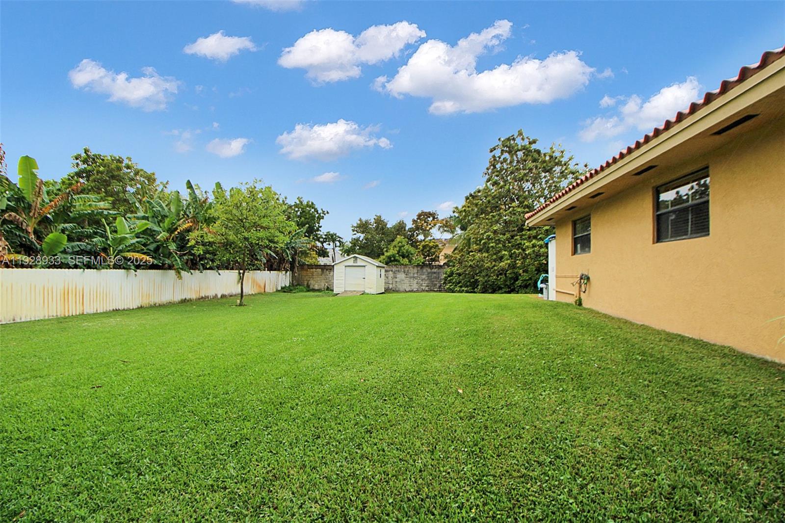 SWEETWATER ESTS SUB - Residential