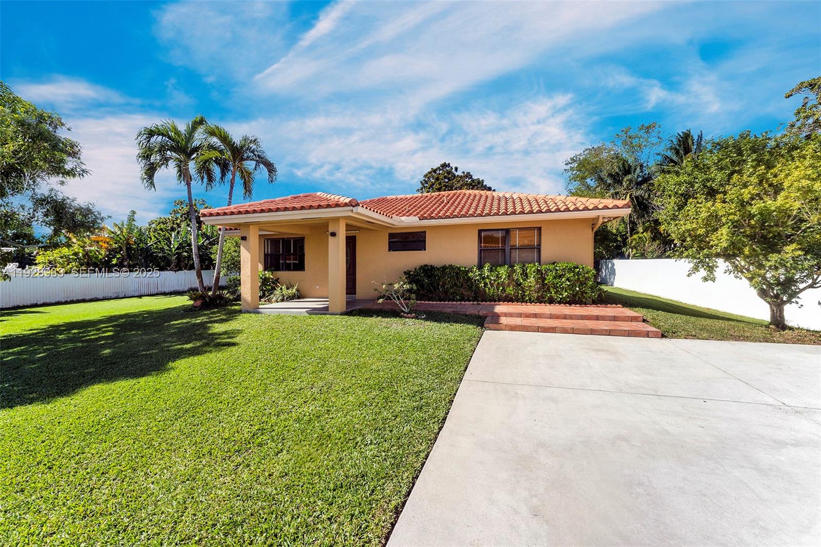 SWEETWATER ESTS SUB - Residential