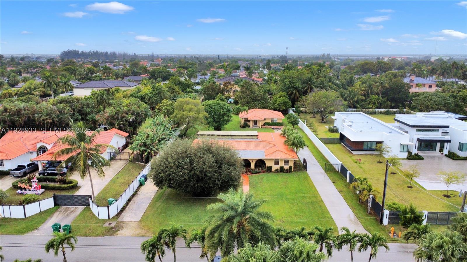 SWEETWATER ESTS SUB - Residential