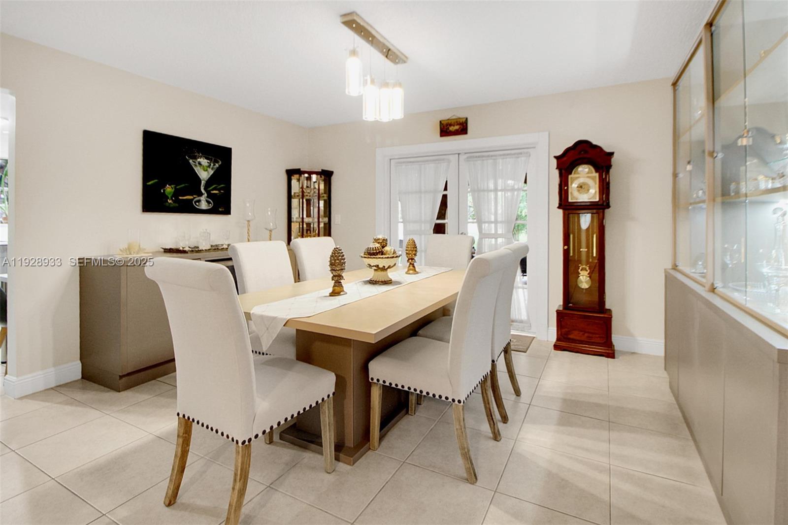 SWEETWATER ESTS SUB - Residential