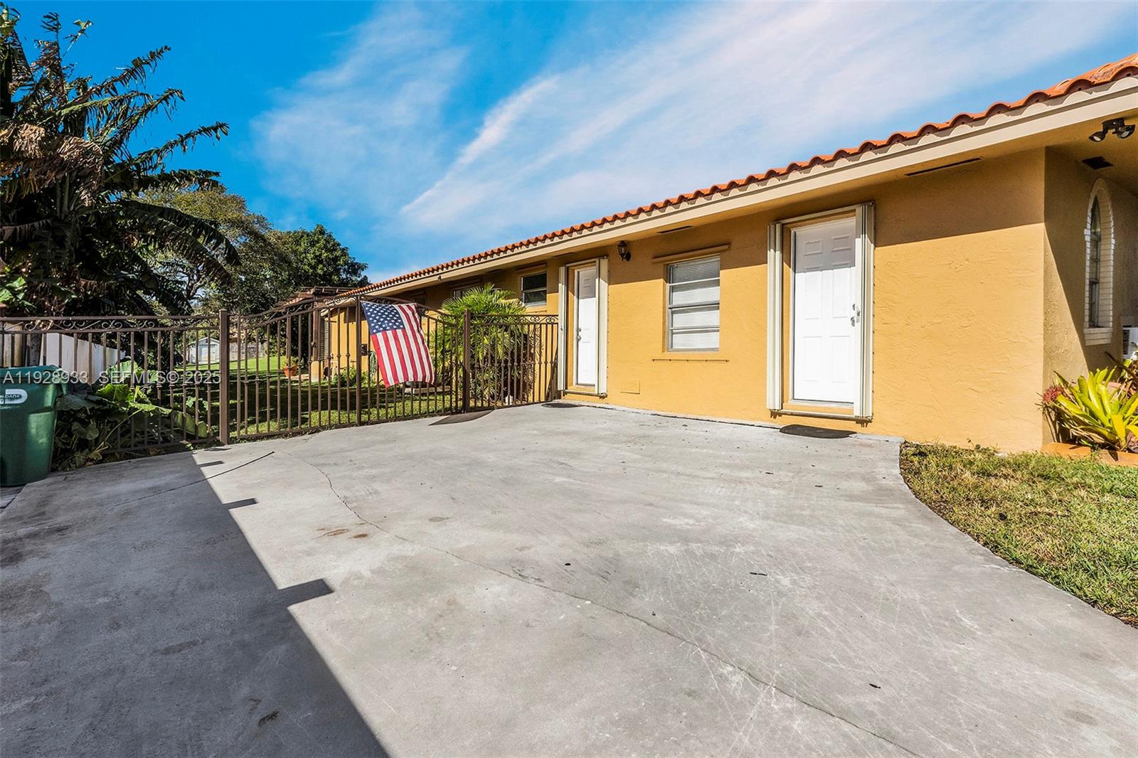 SWEETWATER ESTS SUB - Residential