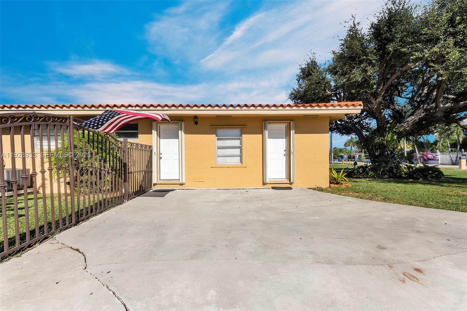 SWEETWATER ESTS SUB - Residential