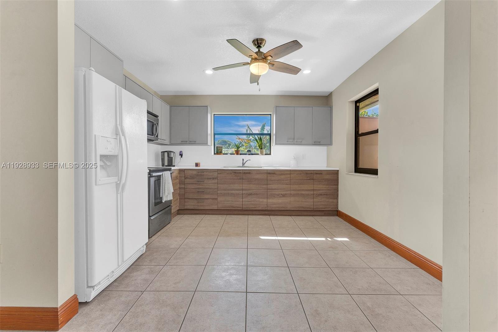 SWEETWATER ESTS SUB - Residential