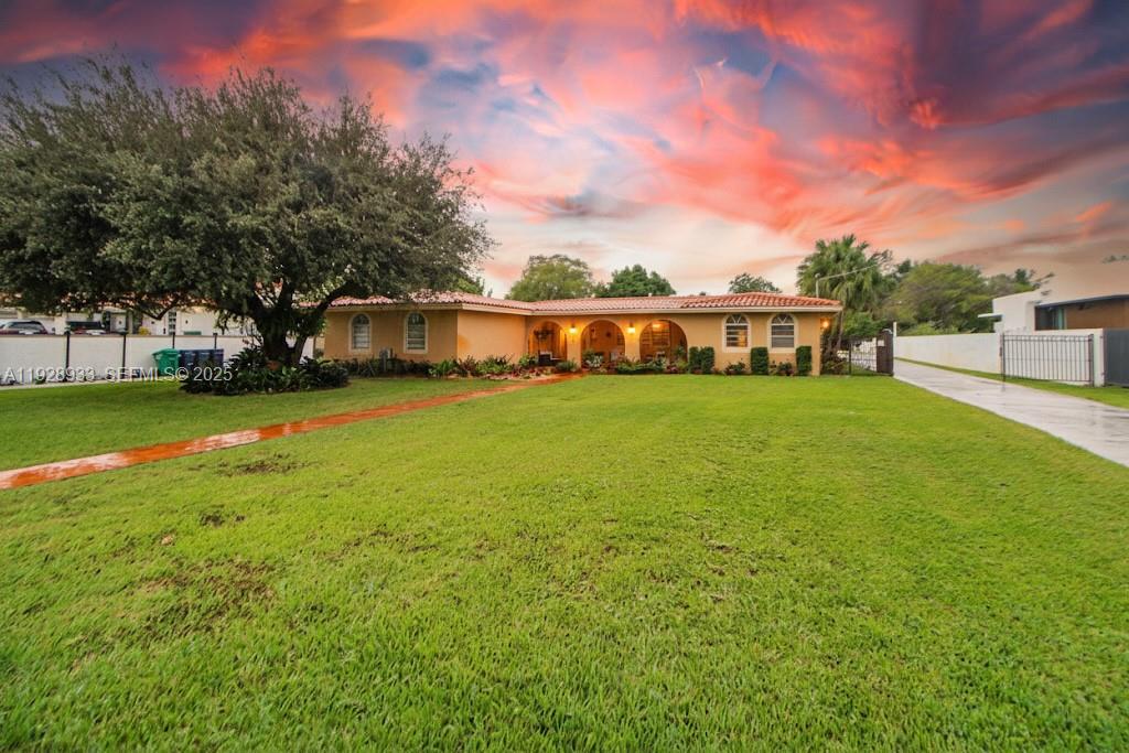 SWEETWATER ESTS SUB - Residential