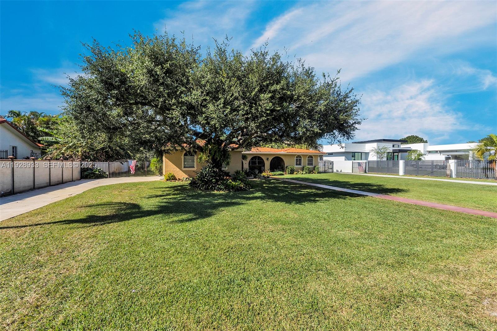 SWEETWATER ESTS SUB - Residential