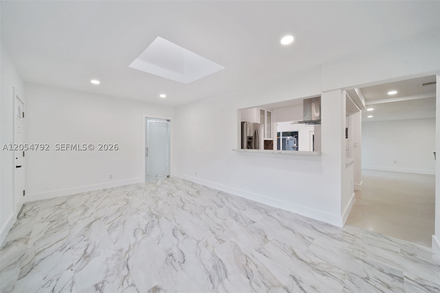 1102 NE 117th St