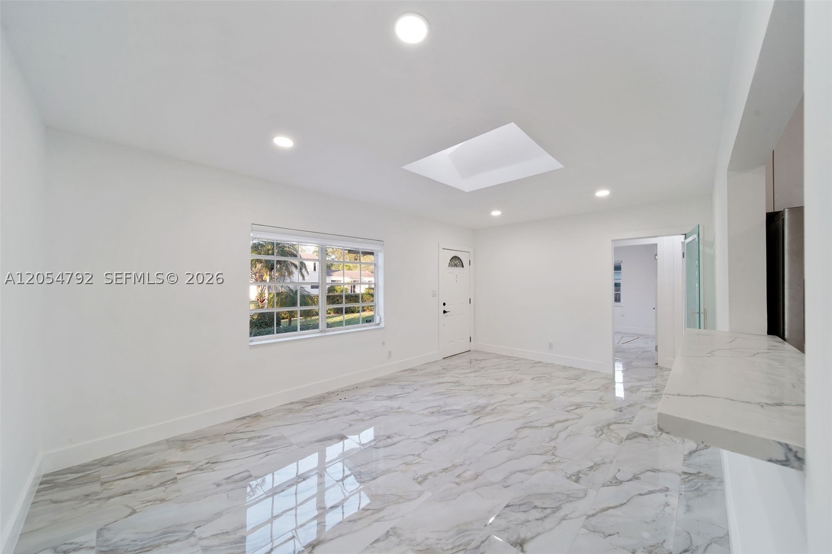1102 NE 117th St