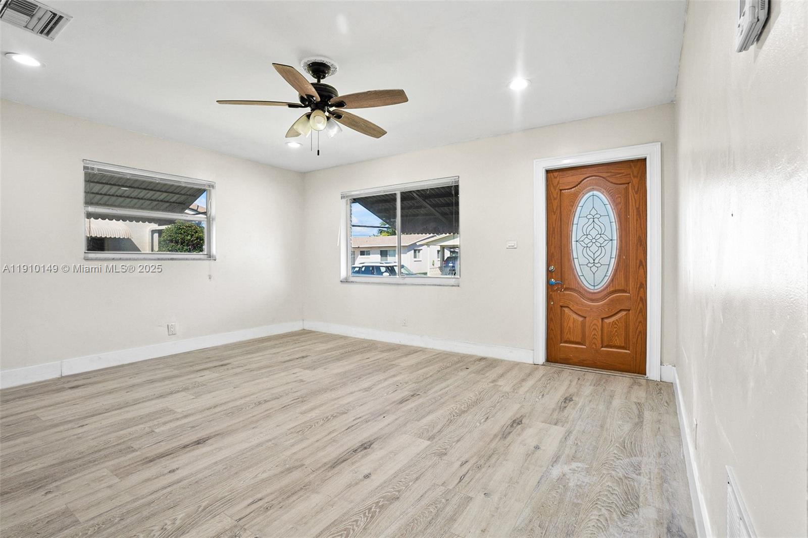 MAINLANDS OF TAMARAC LAKE - Residential