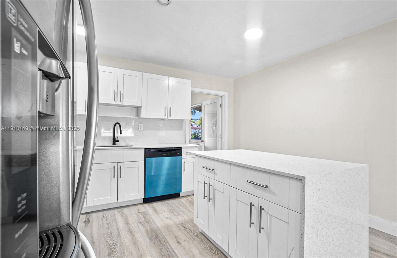 MAINLANDS OF TAMARAC LAKE - Residential