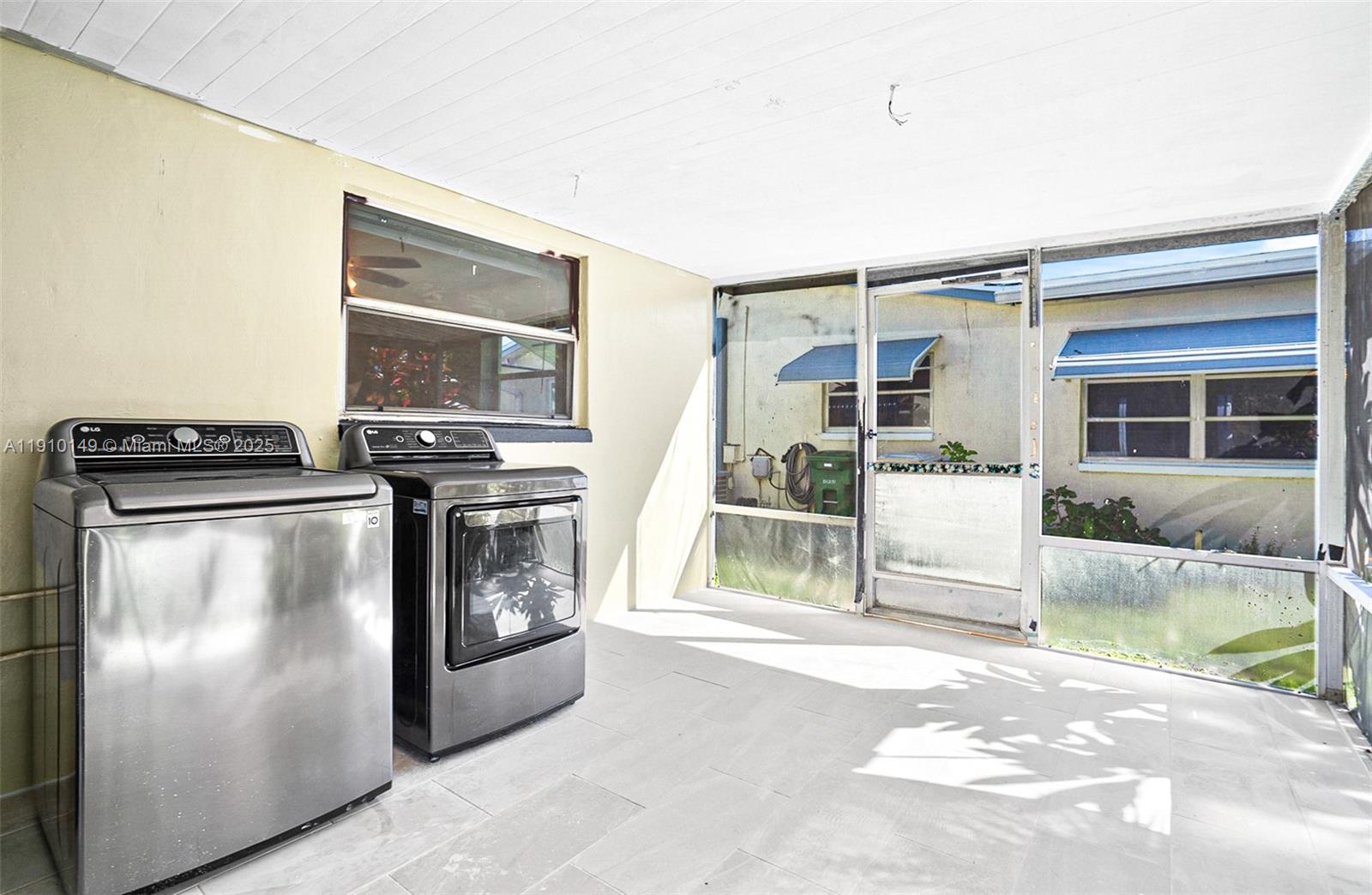 MAINLANDS OF TAMARAC LAKE - Residential