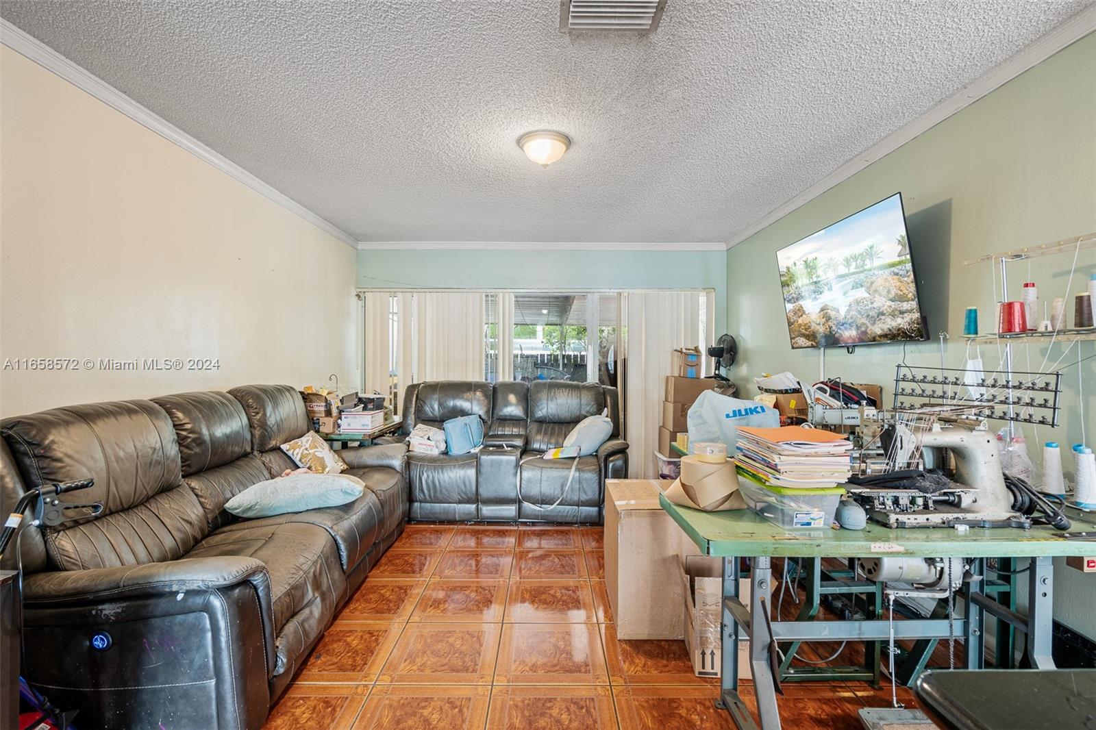 LESLIE ESTATES SEC 15 - Residential