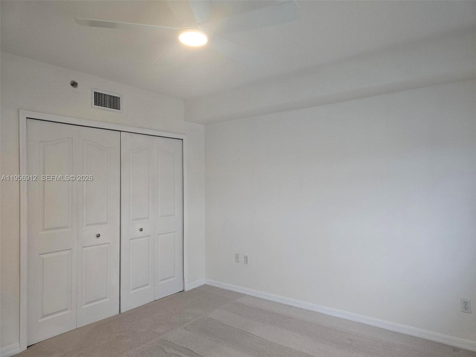 DA VINCI ON DOUGLAS CONDO - Residential Lease