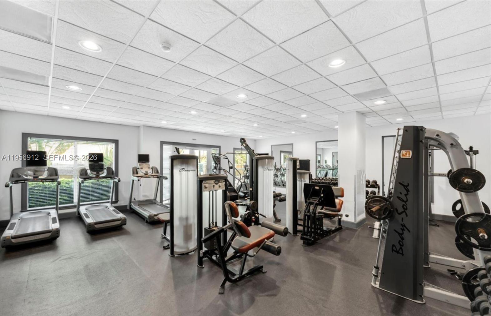 DA VINCI ON DOUGLAS CONDO - Residential Lease