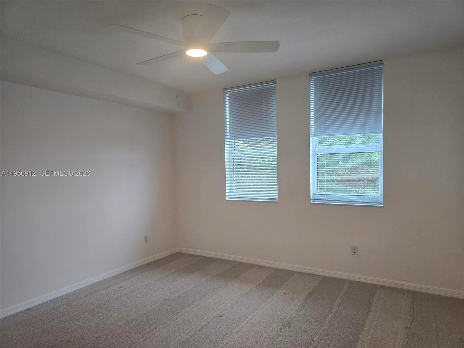 DA VINCI ON DOUGLAS CONDO - Residential Lease