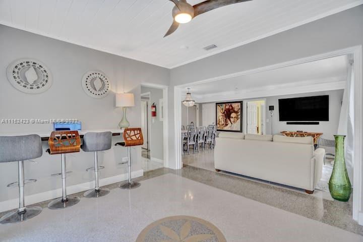 HAYNSWORTH BEACH SUB - Residential Income