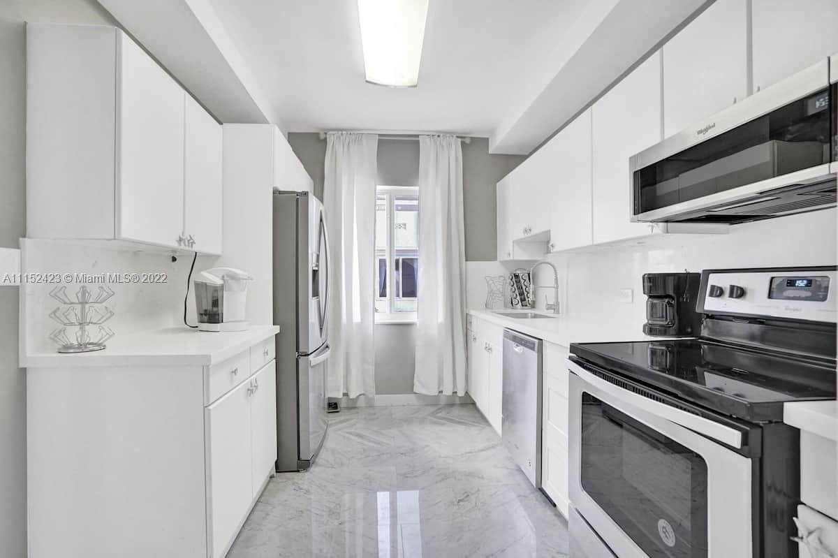 HAYNSWORTH BEACH SUB - Residential Income