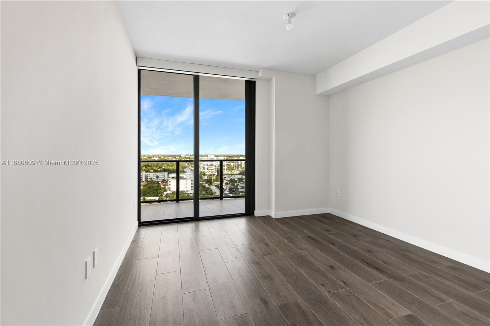 Solemar Beach Condo - Residential
