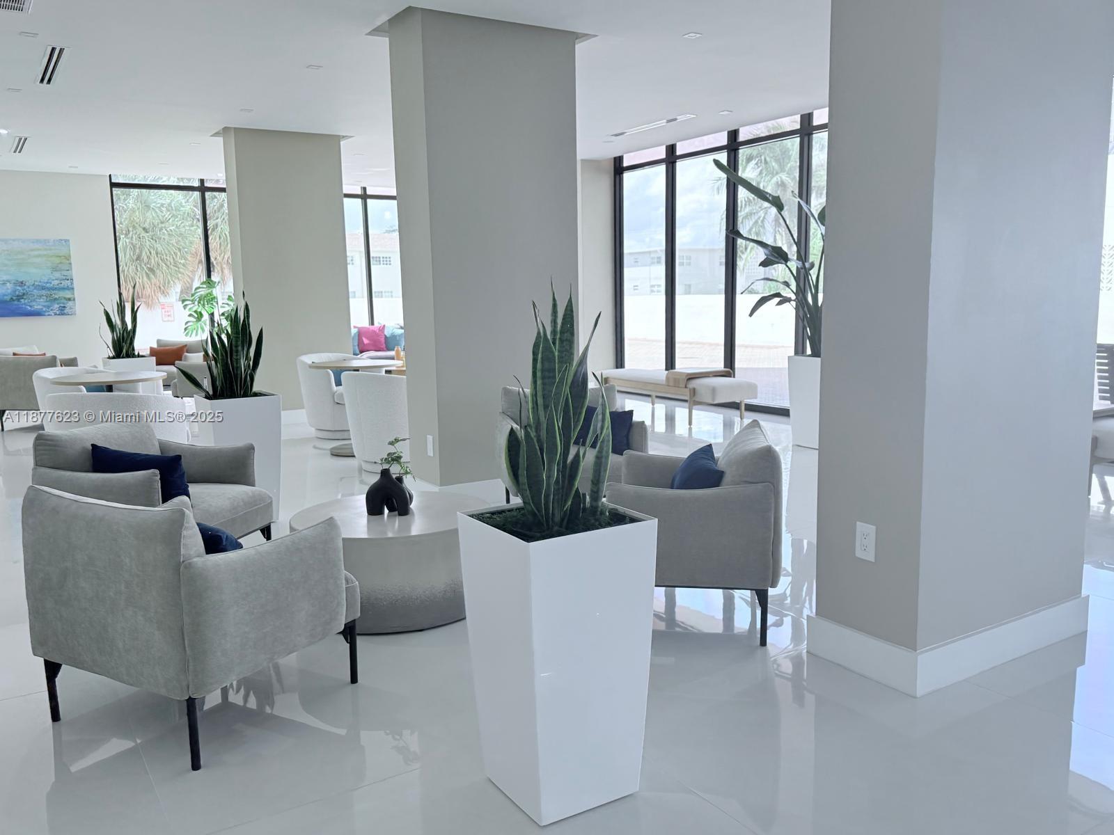 2401 S Ocean Dr 2504