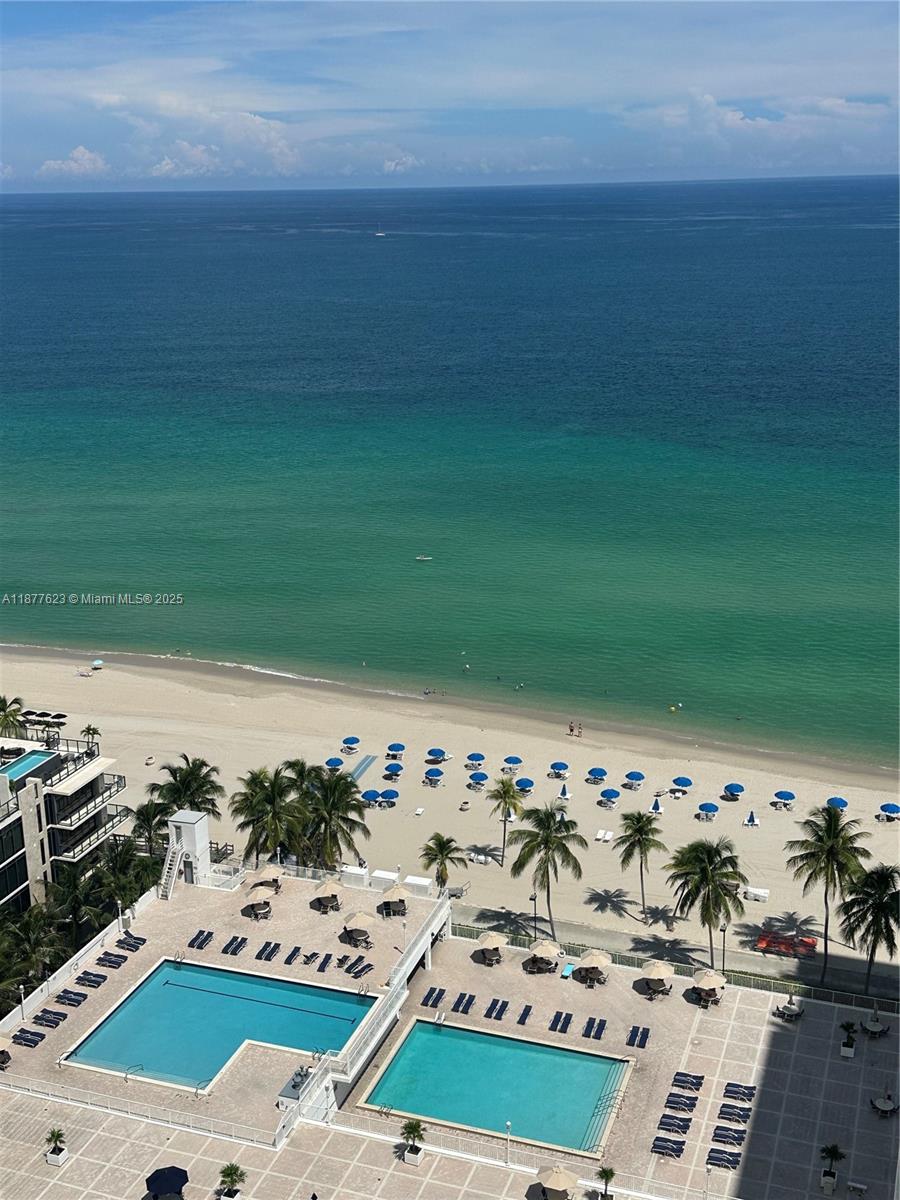 BRITANNIA AT QUADOMAIN CO - Residential