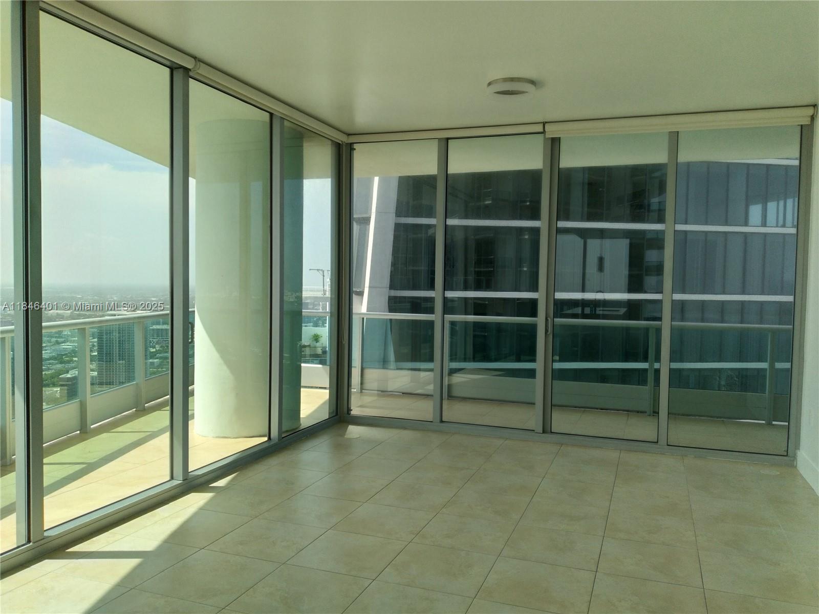 900 BISCAYNE BAY CONDO - Residential