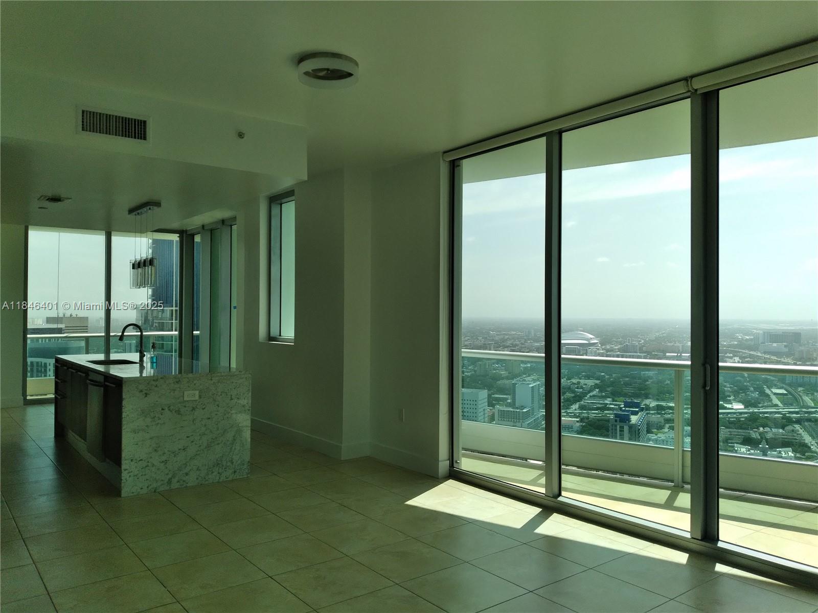 900 BISCAYNE BAY CONDO - Residential