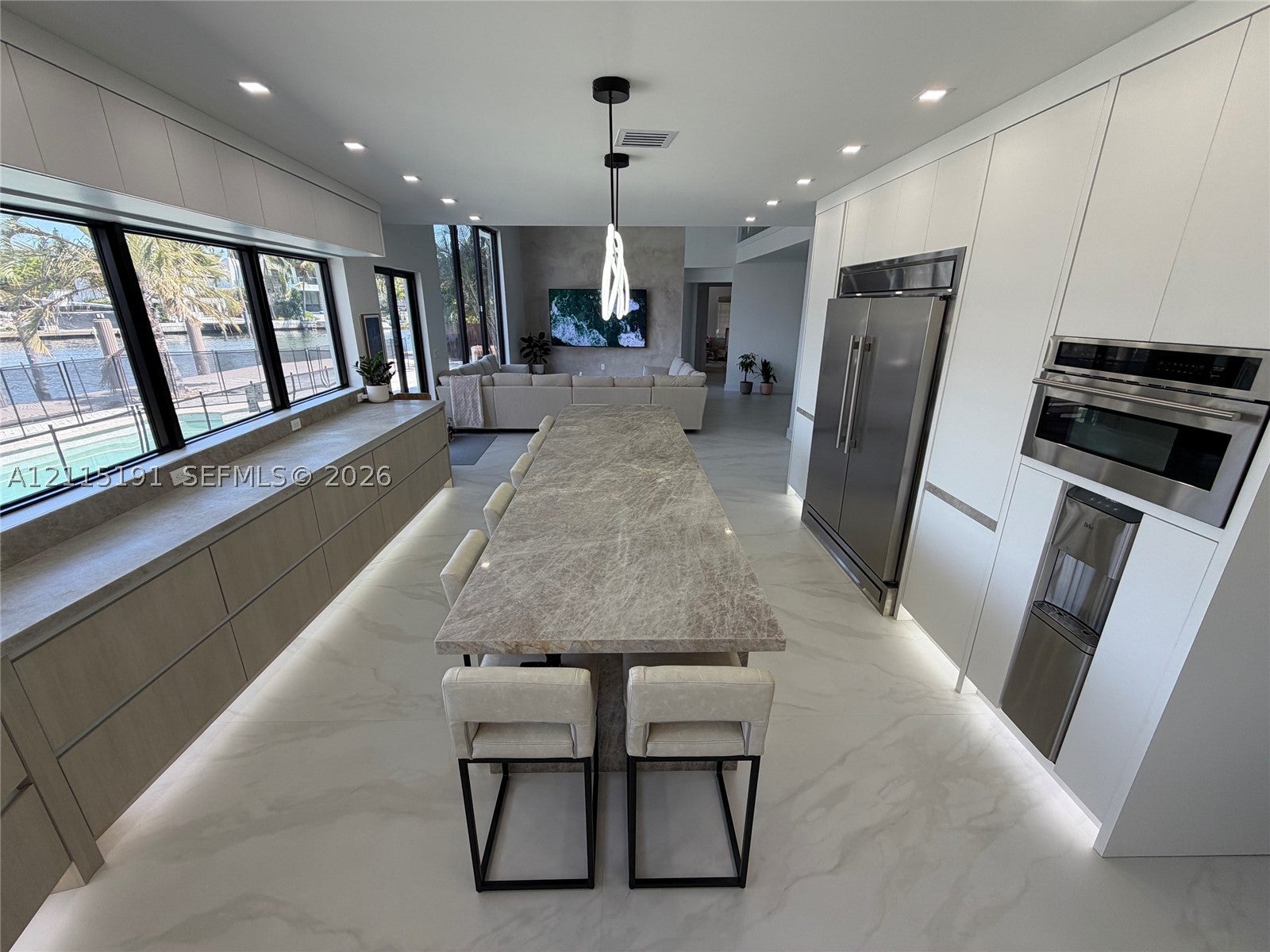 View photos, virtual tours, details... 451 Center Island Dr