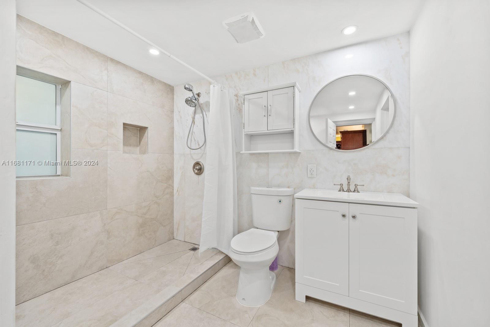 PALM LANE HOMES IN MIRAMA - Residential
