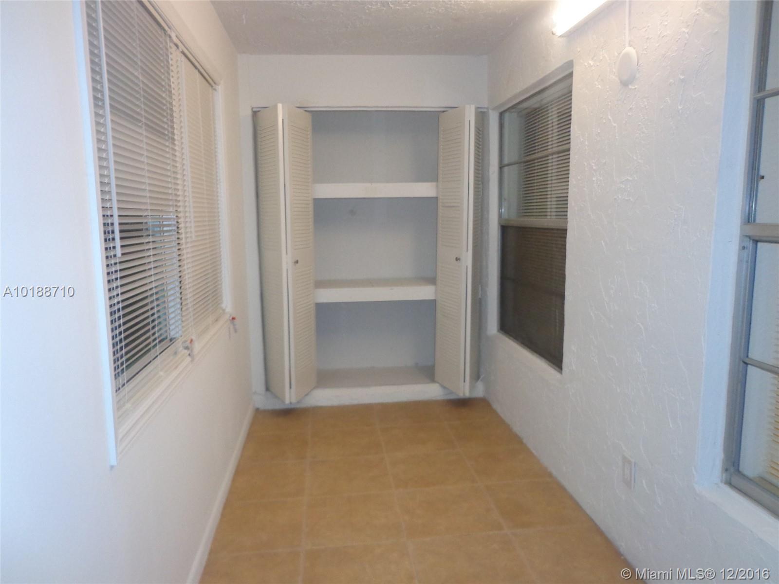 Gateland Village Sec E Co - Residential Lease