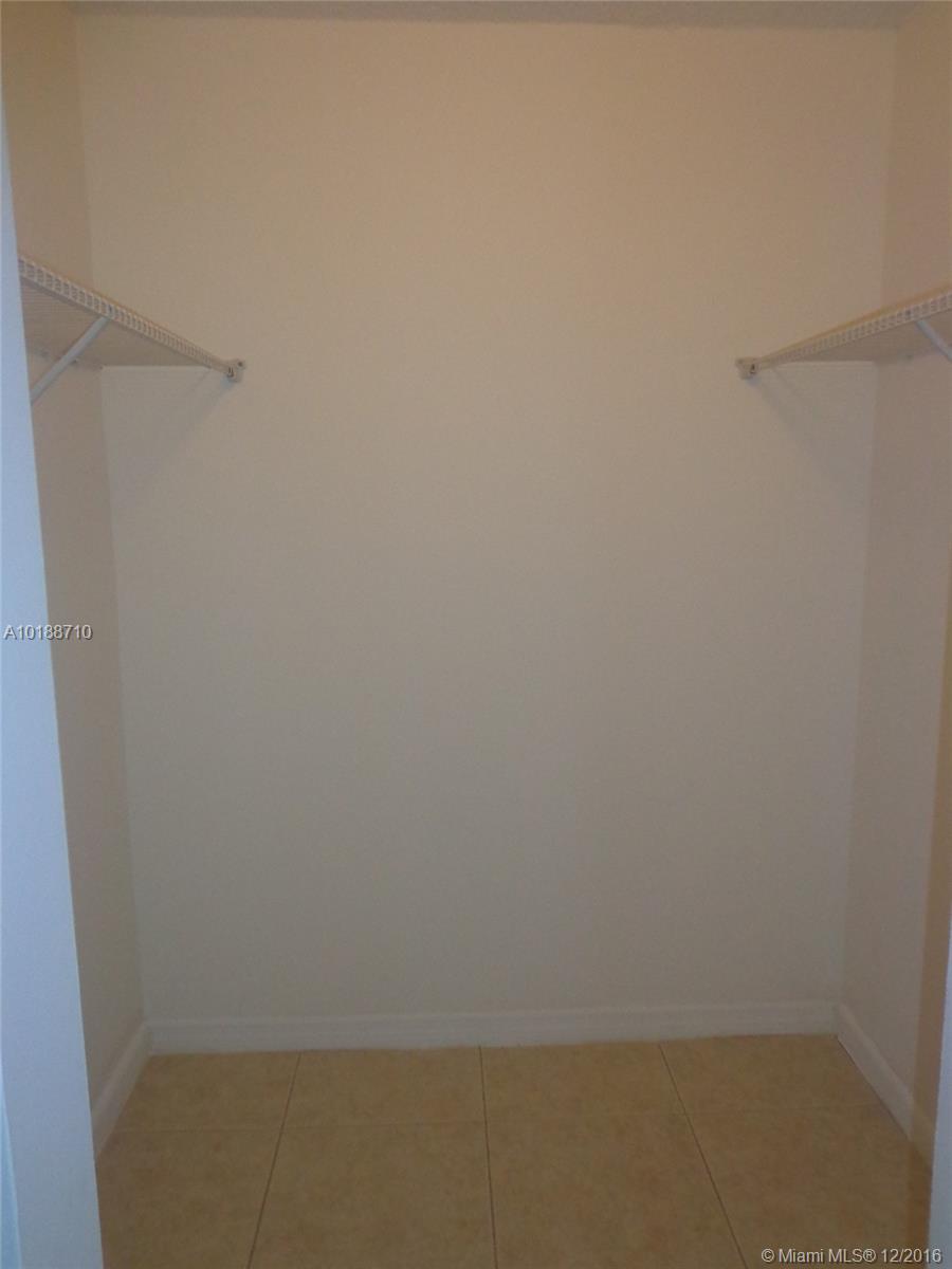 Gateland Village Sec E Co - Residential Lease