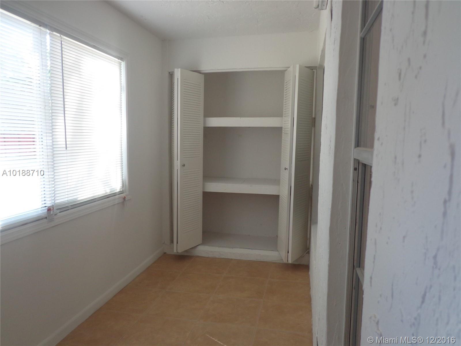 Gateland Village Sec E Co - Residential Lease