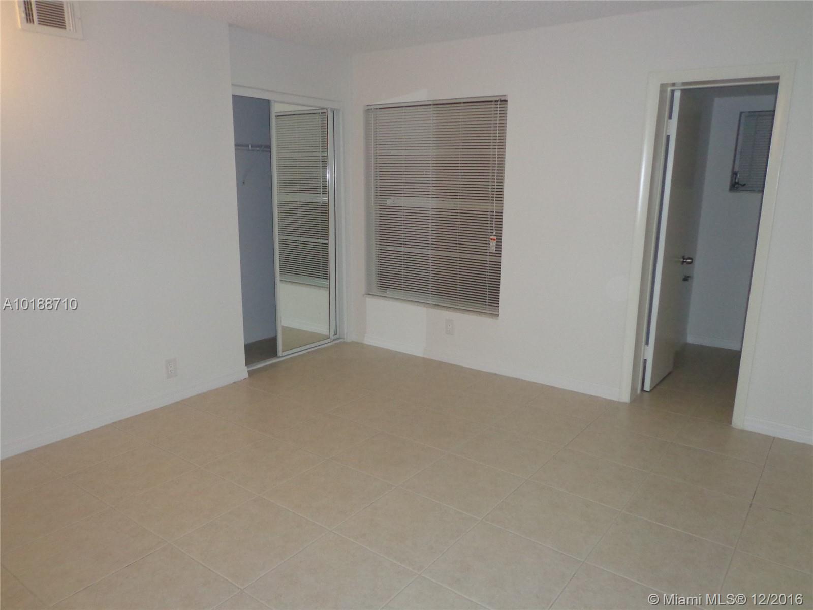 Gateland Village Sec E Co - Residential Lease