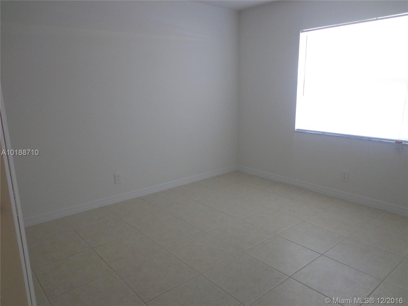 Gateland Village Sec E Co - Residential Lease