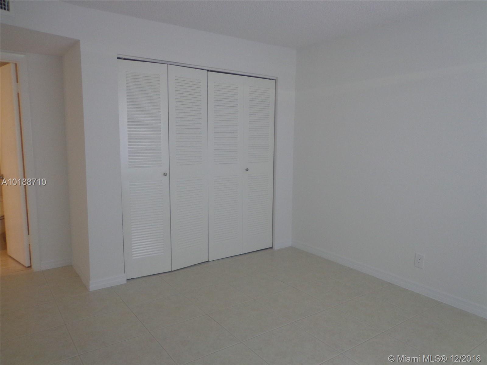 Gateland Village Sec E Co - Residential Lease