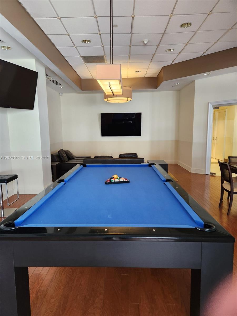 BLUE DIAMOND CONDO - Residential