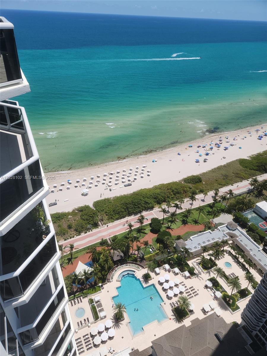 BLUE DIAMOND CONDO - Residential