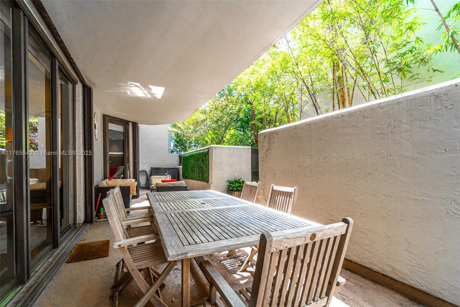 Key Biscayne, Florida 33149, United States, 4 Bedrooms Bedrooms, ,3 BathroomsBathrooms,Residential,Active,91079