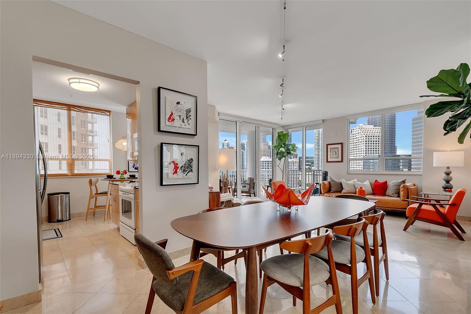COURTS BRICKELL KEY CONDO - Residential