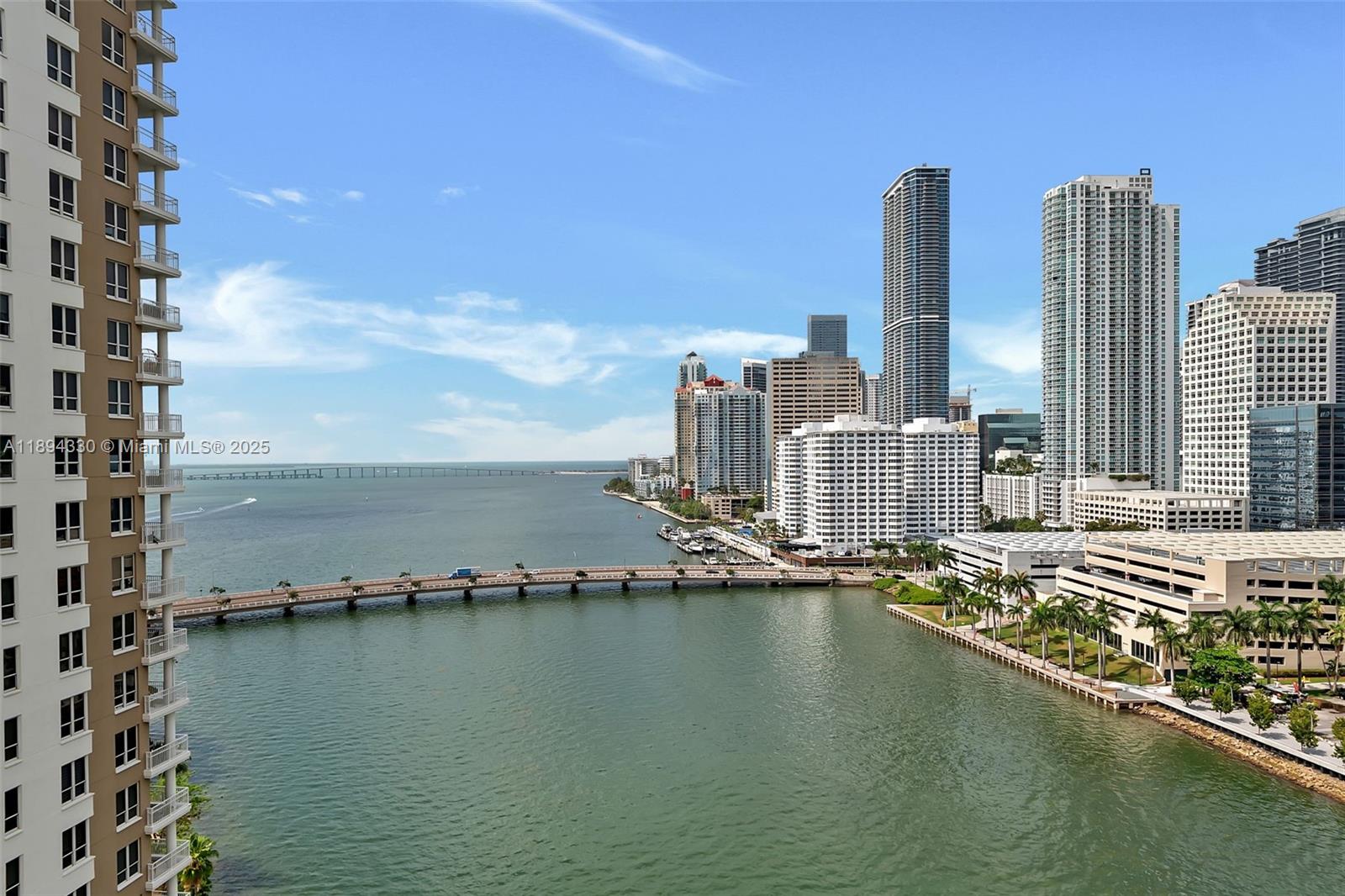COURTS BRICKELL KEY CONDO - Residential