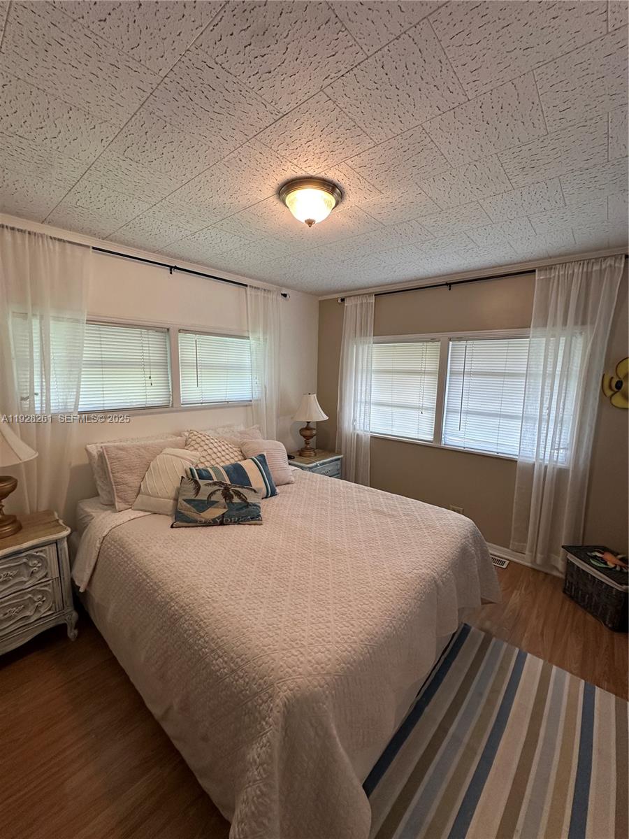 BREEZE HILL RESORT - Residential