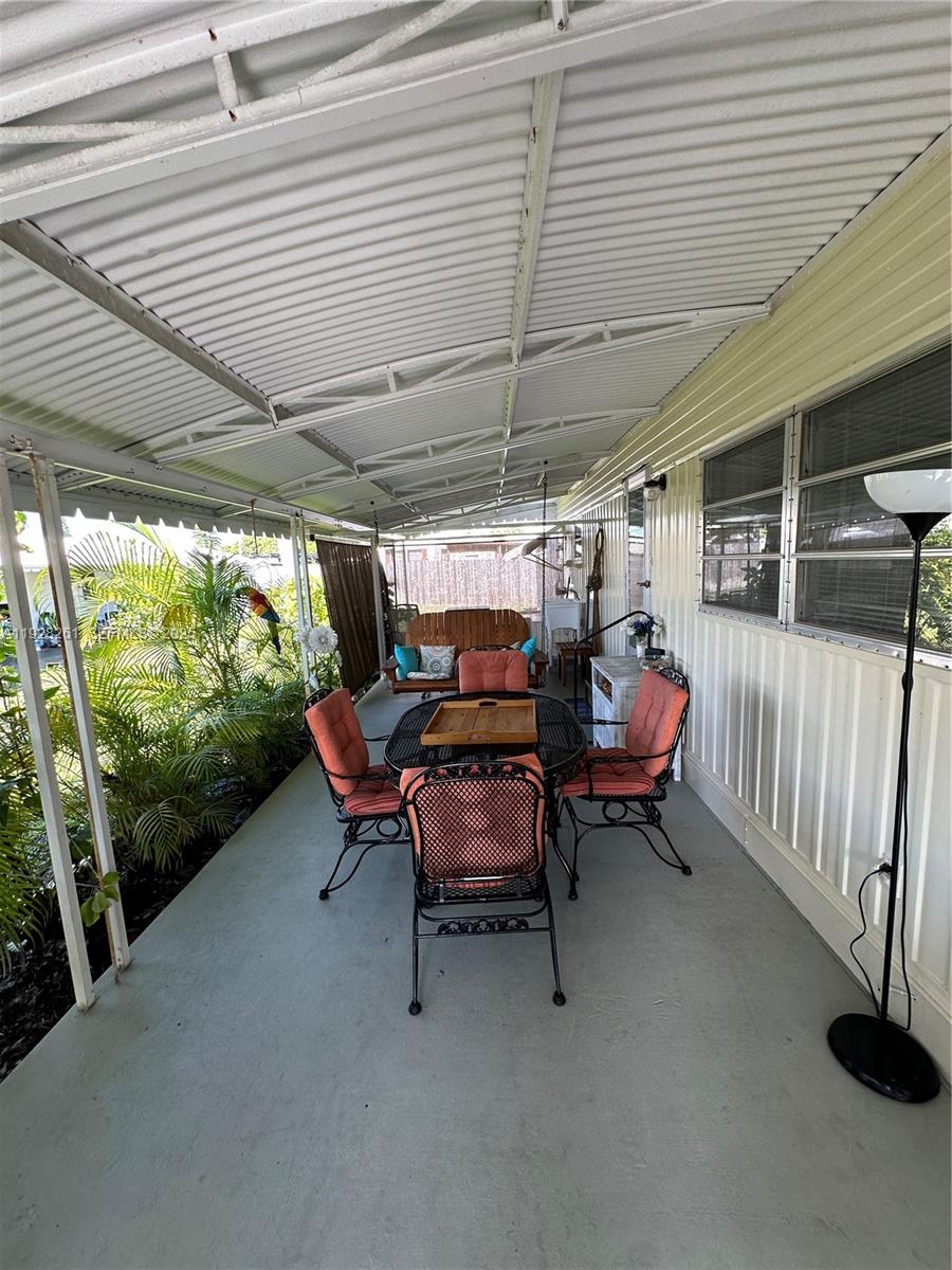 BREEZE HILL RESORT - Residential