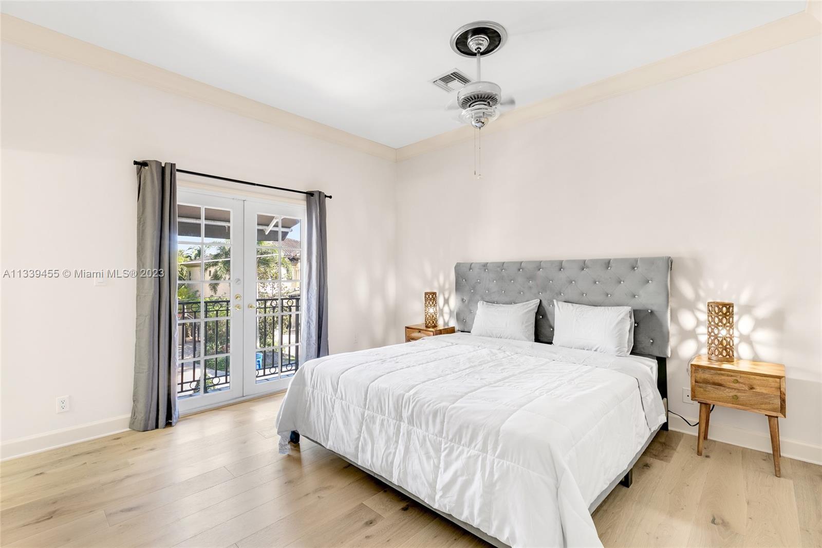 CORAL ISLES - Residential