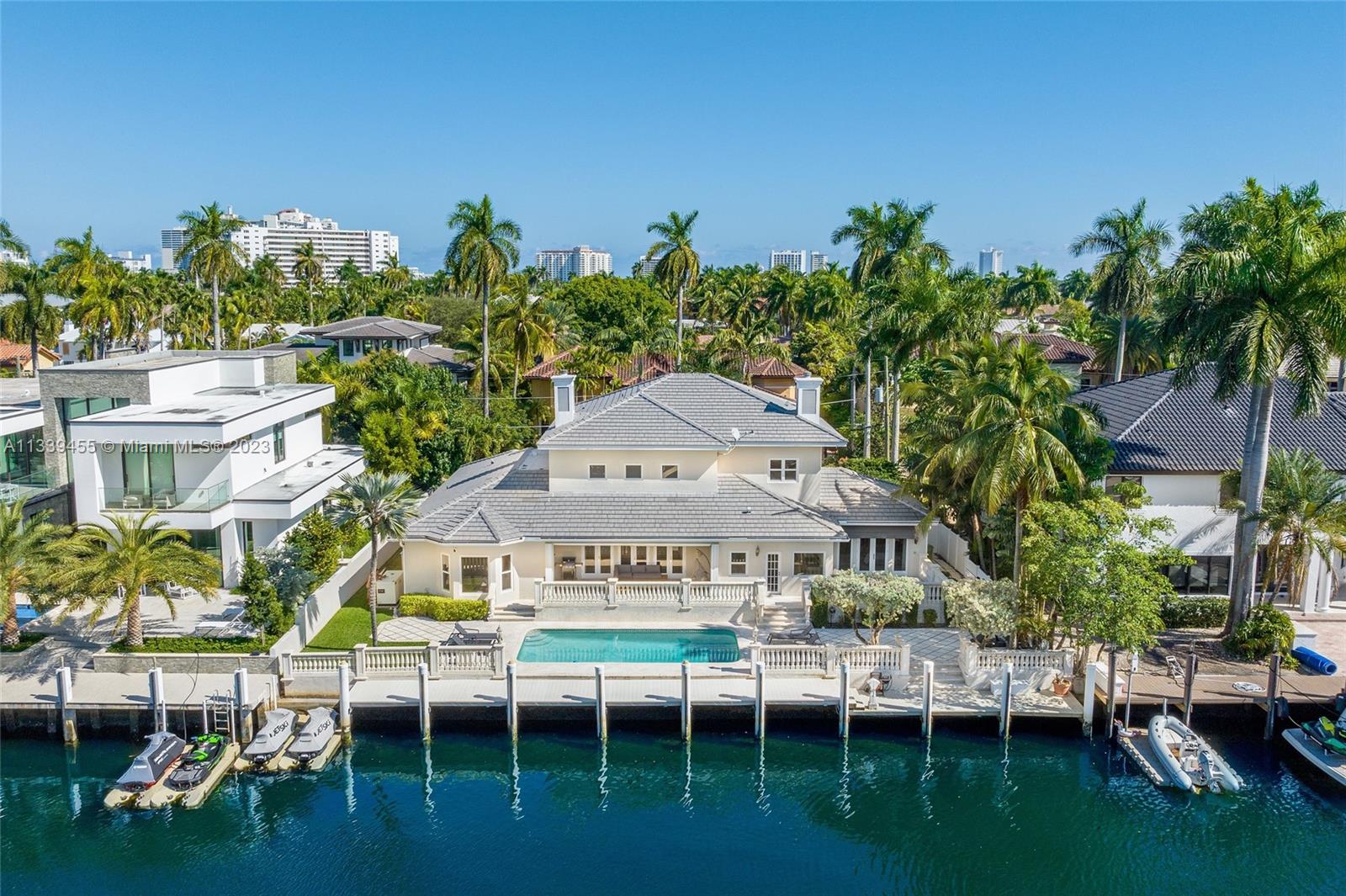 CORAL ISLES - Residential