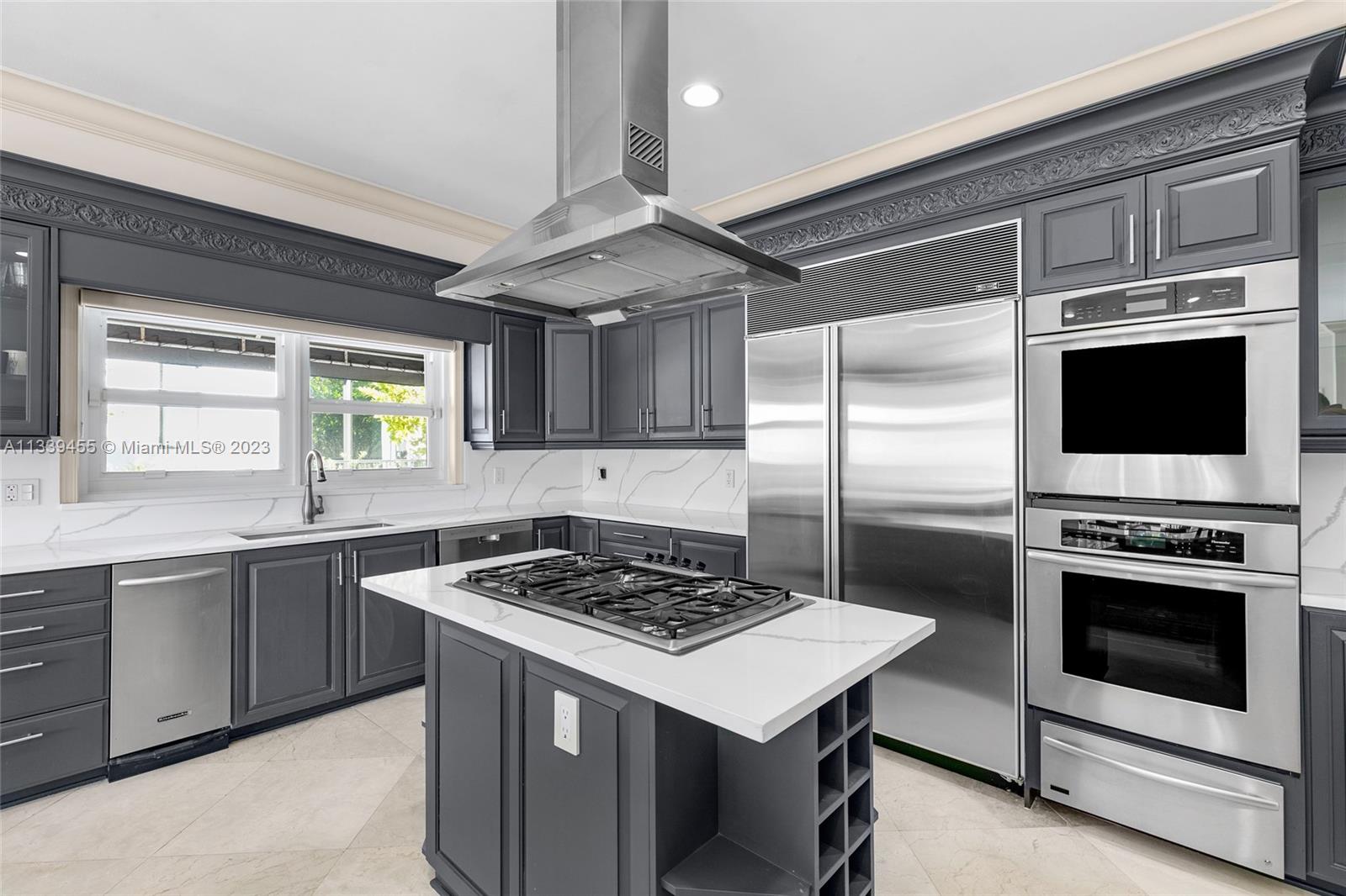 CORAL ISLES - Residential