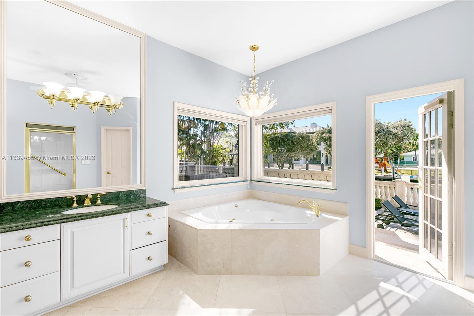 CORAL ISLES - Residential